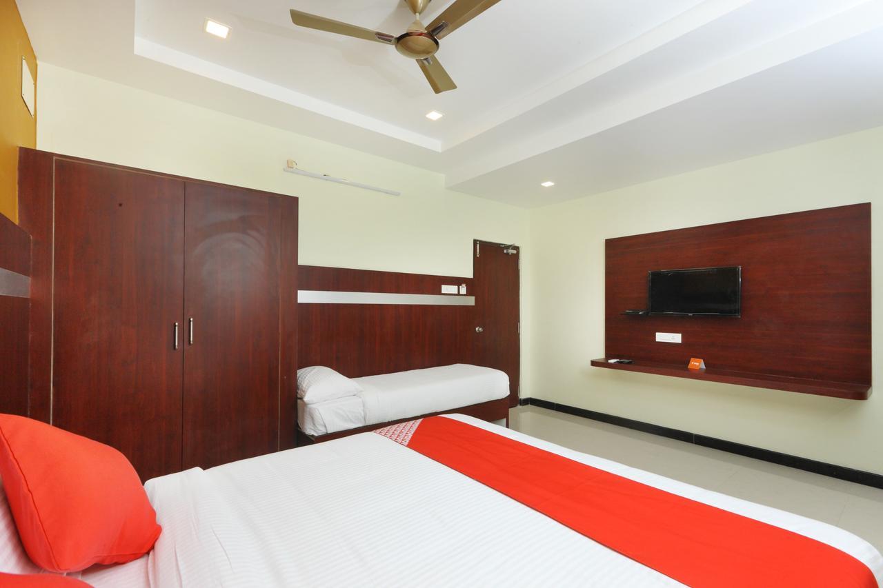 Oyo 15115 Hotel Ramcharan Residency Tirupati Exterior foto