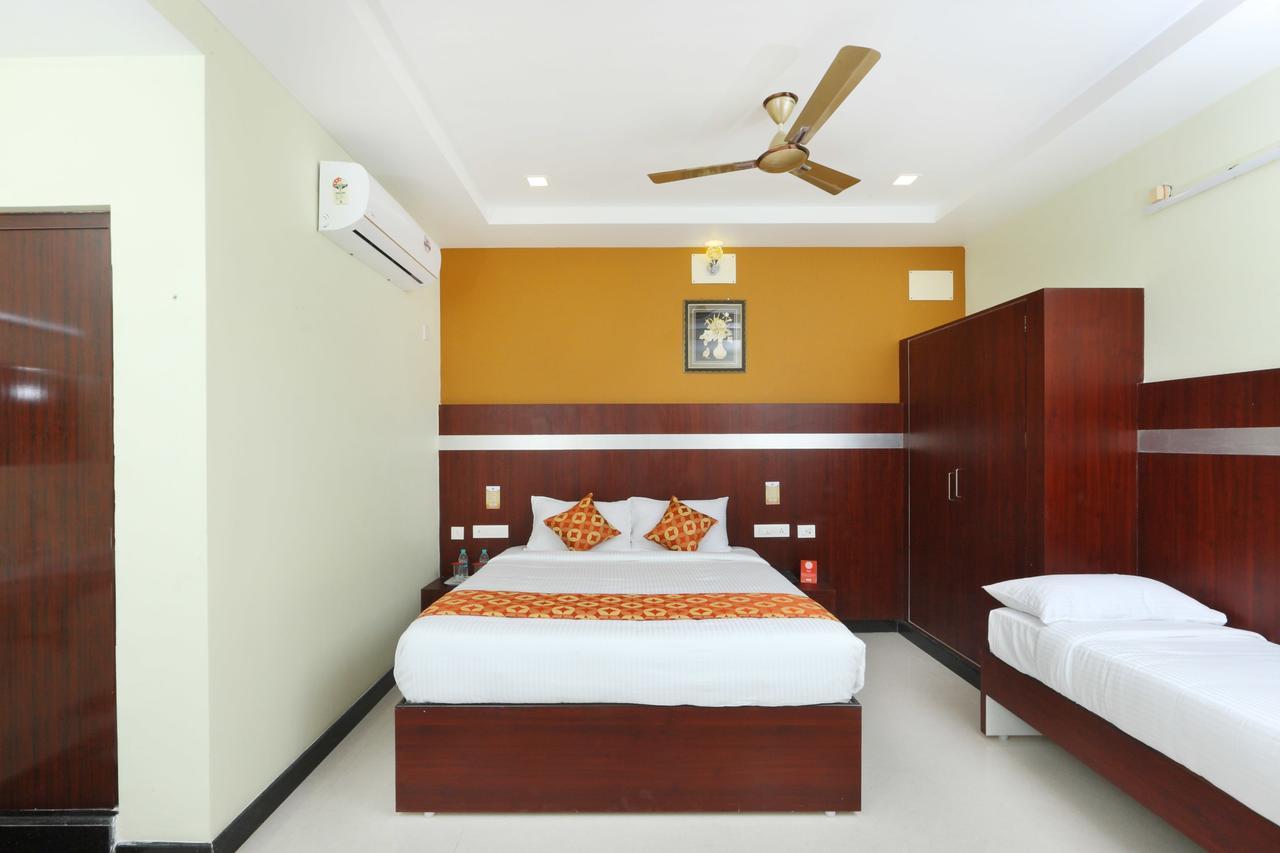 Oyo 15115 Hotel Ramcharan Residency Tirupati Exterior foto