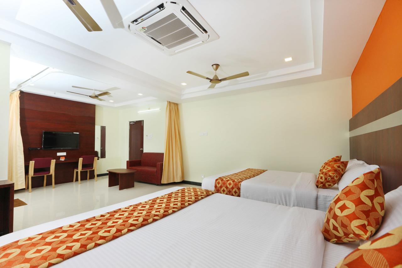 Oyo 15115 Hotel Ramcharan Residency Tirupati Exterior foto