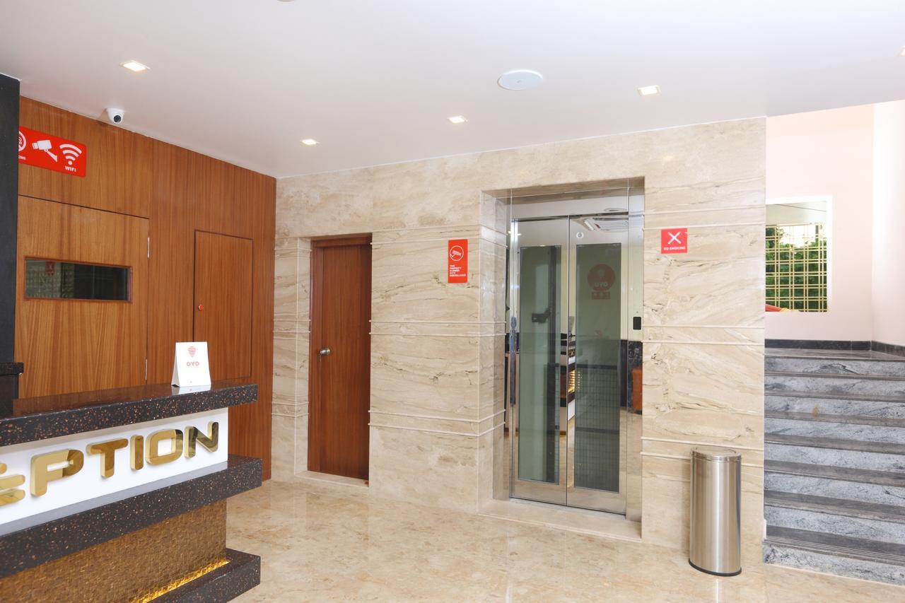 Oyo 15115 Hotel Ramcharan Residency Tirupati Exterior foto