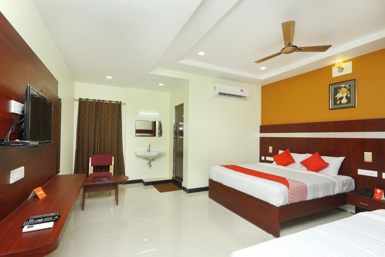 Oyo 15115 Hotel Ramcharan Residency Tirupati Exterior foto