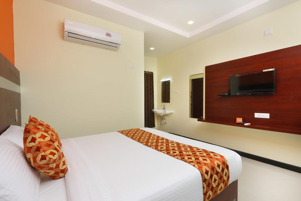Oyo 15115 Hotel Ramcharan Residency Tirupati Exterior foto