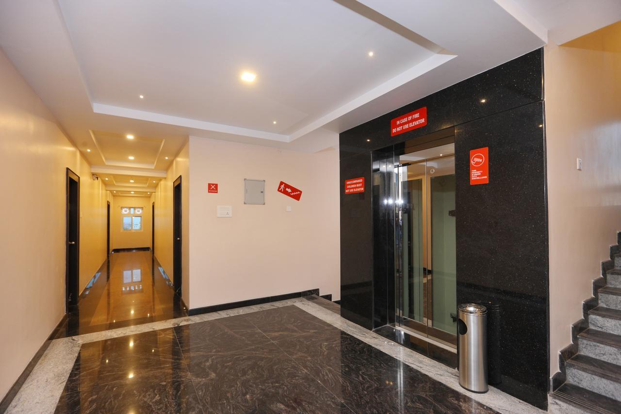 Oyo 15115 Hotel Ramcharan Residency Tirupati Exterior foto